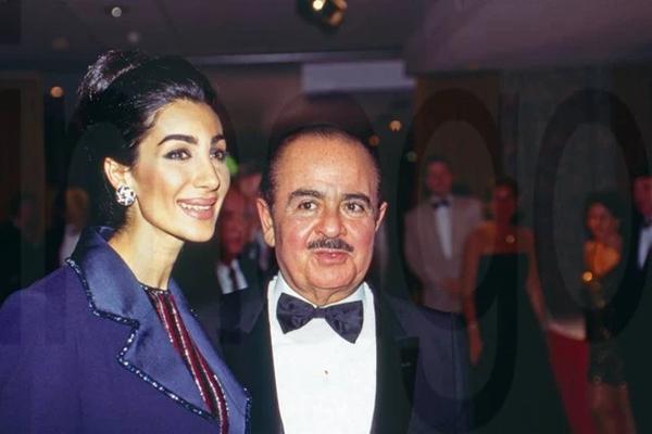 Nửa đêm video call cho vợ, chồng dựng tóc gáy vì hốt-8