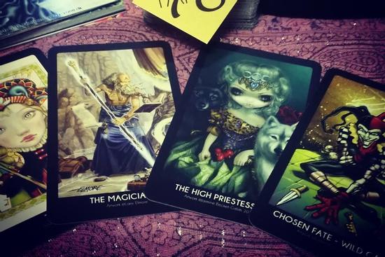 Bói bài Tarot thứ 4 ngày 27/10/2021: Nỗ lực 1000% bảo đảm trúng lớn