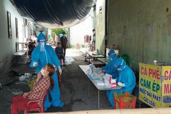 Bình Dương: Phát hiện 783 trường hợp nghi nhiễm COVID-19