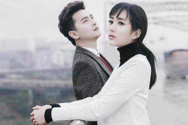 Chàng 24 cưới nàng kém bà nội 6 tuổi: Cứ bên nhau lại bị gọi xác sống-6