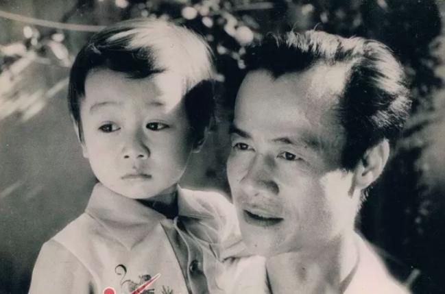 Người cha quyền lực vừa qua đời của MC Anh Tuấn là ai?-2