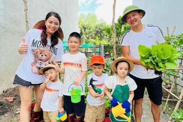 Mỹ nhân Việt được bố chồng mừng sinh nhật 2 cây vàng-7