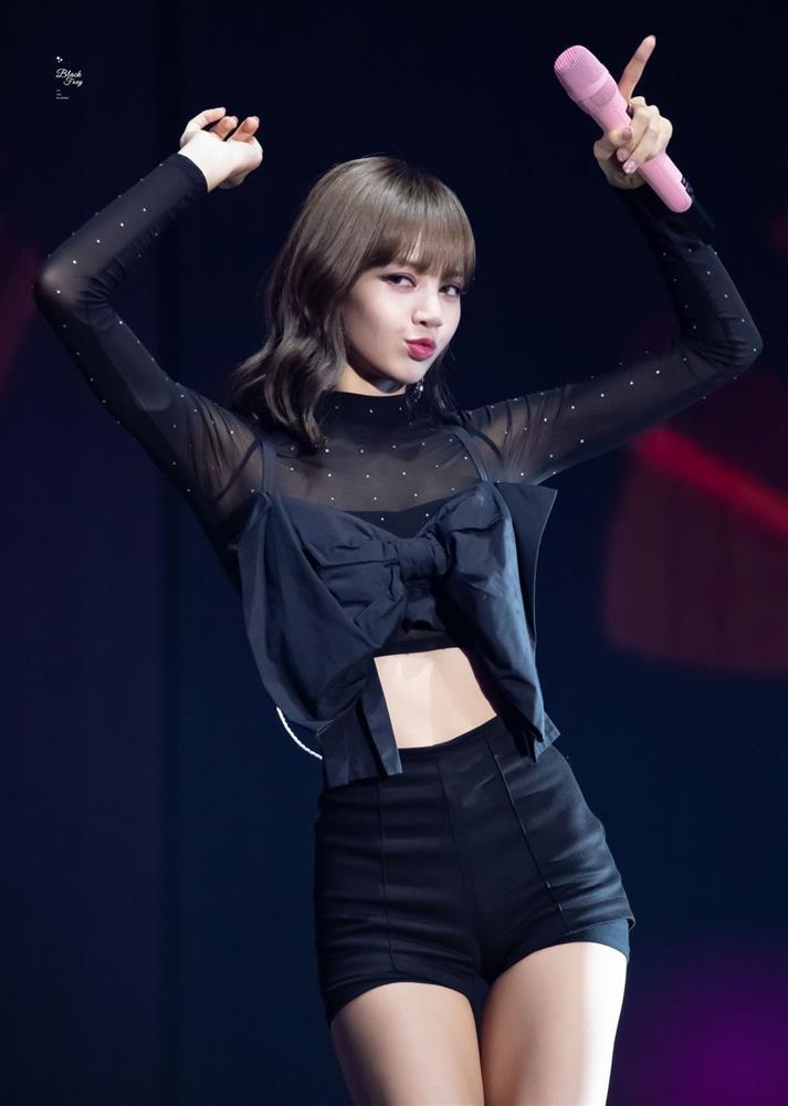 Sơn Tùng từng bị hút hồn bởi điệu nhảy sexy của Lisa (BlackPink)-2