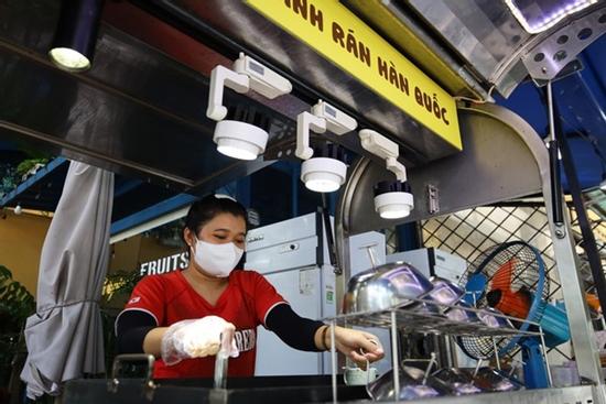 TP.HCM cho phép quán ăn uống phục vụ tại chỗ từ ngày 28/10