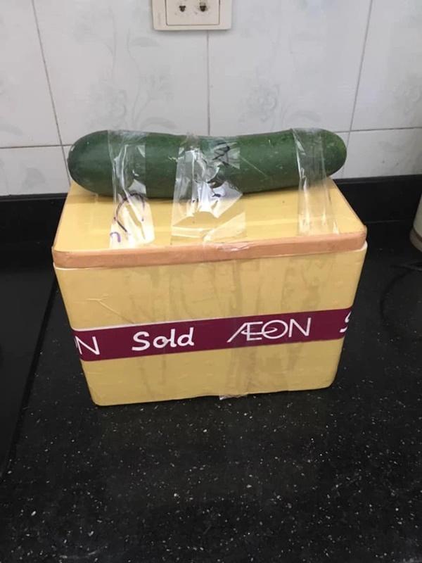 Những đứa con xa nhà khoe gia tài đồ tiếp tế được mẹ nói chỉ gửi ít thôi-11