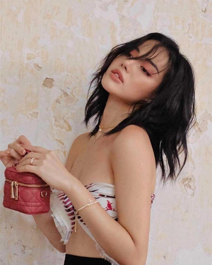 Biến hoá tóc ngắn từ nàng thơ đến cá tính cùng Cô Em Trendy Khánh Linh-3