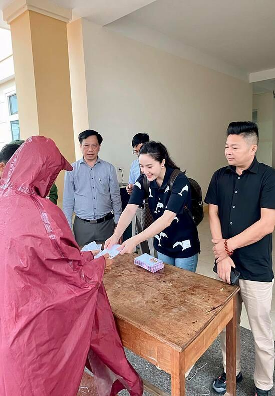 Chồng đại gia của Bảo Thy và những lần xuất hiện hiếm hoi-9