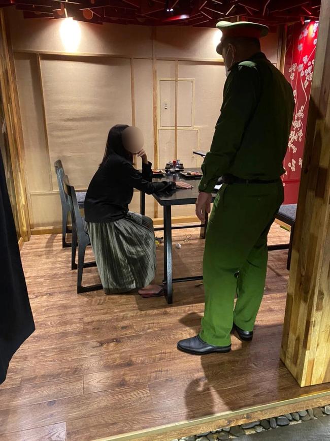 Xôn xao cô gái ăn xong giả đi vệ sinh, quỵt tiền loạt quán ở Hà Nội-2