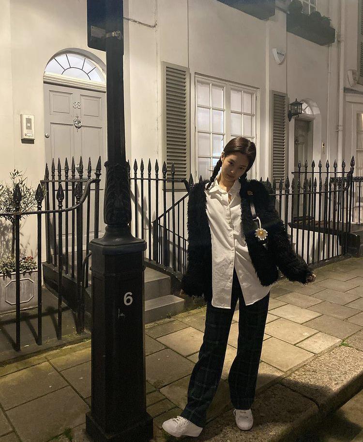 Mix đồ mùa đông cá tính, chất chơi như 4 mỹ nhân BLACKPINK-9