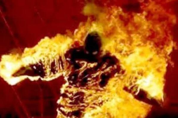 Thảm kịch: Cháy trường học ở Niger, ít nhất 26 trẻ em thiệt mạng-3