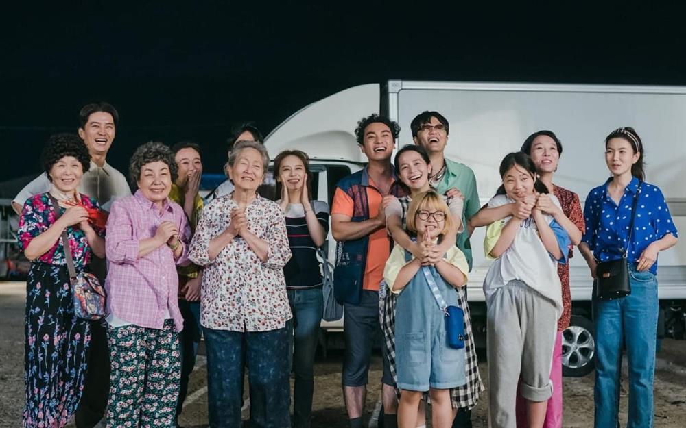 Kim Seon Ho được minh oan, dàn cast Hometown có phản ứng gì?-7