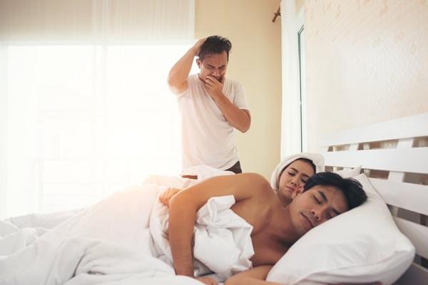 Trót ngoại tình khiến vợ chết, chồng ám ảnh mất ngủ cả năm-3