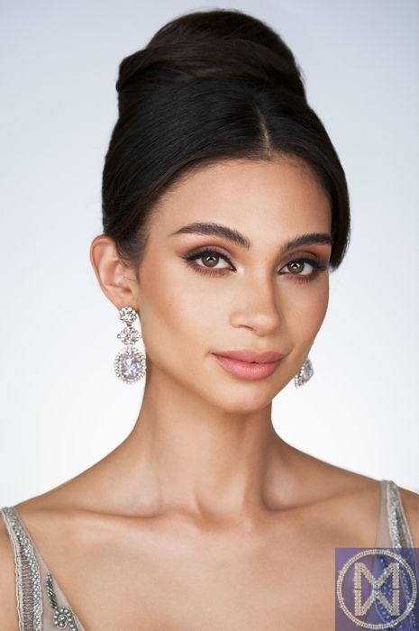 Đỗ Thị Hà lên trang chủ Miss World, nhan sắc hạ bao nhiêu đối thủ?-29