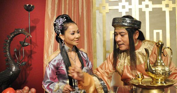 Phim cổ trang xấu nhất lịch sử: Váy diêm dúa, bị cắt sóng giữa chừng-5