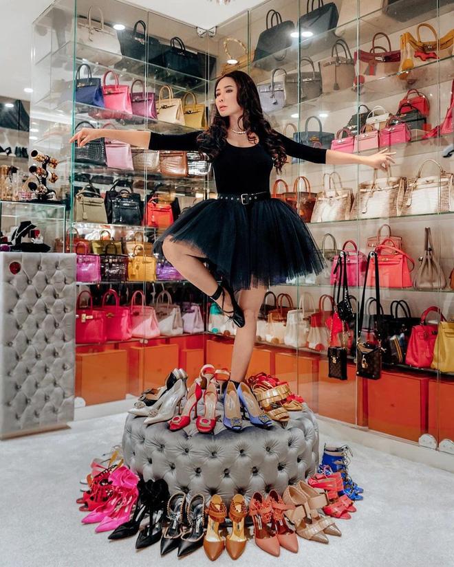 Bà hoàng Hermes chi tiền mua túi Louis Vuitton về để lấp chỗ trống-8