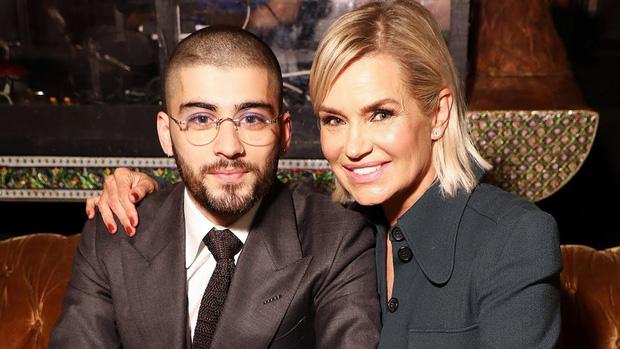 Zayn Malik và Gigi Hadid toang hẳn, netizen đồng loạt làm 1 điều!-2