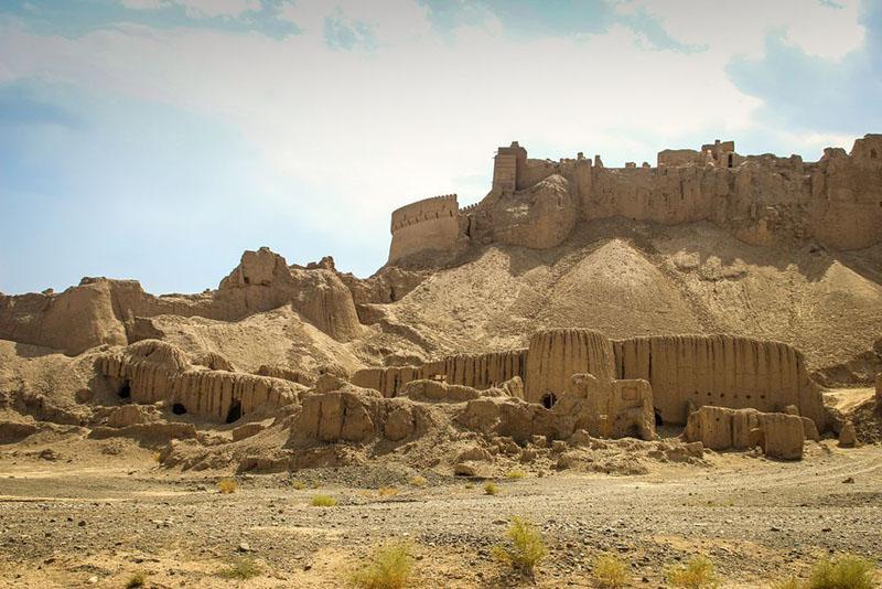 Tòa nhà bằng gạch nung lớn nhất thế giới, kỳ quan xứ sở Ba Tư-2