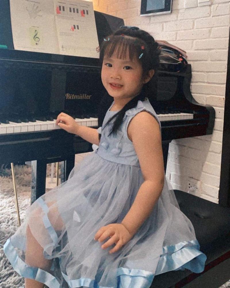 Ngoại hình 2 con của Diệp Lâm Anh và Đức Phạm-3