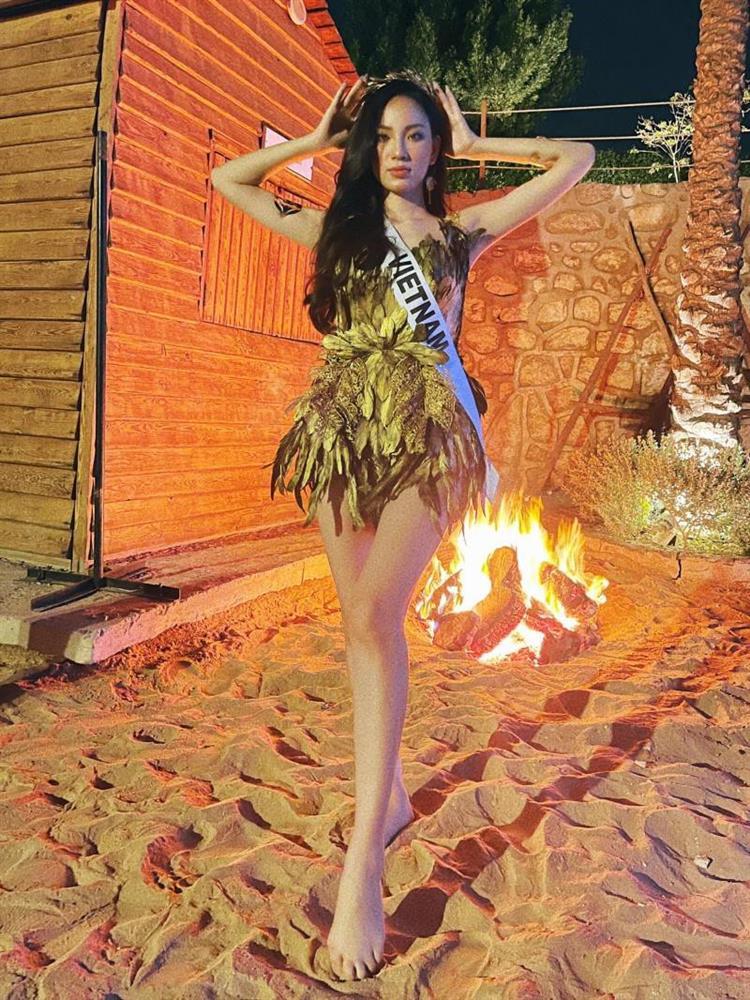 Mỹ nhân Việt hóa trang Halloween 2021: Từ Squid Game đến Medusa có cả-7