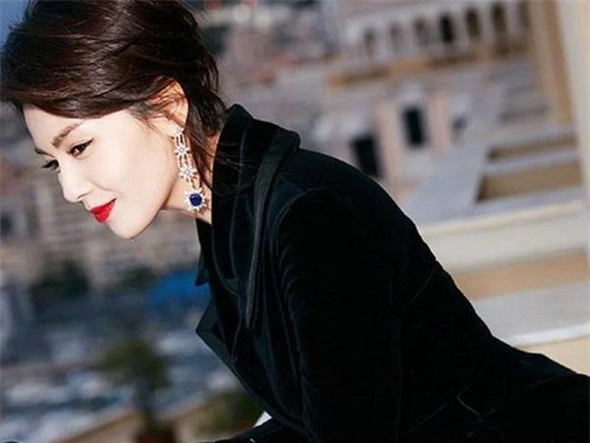 Con 5 tháng phát hiện chồng phản bội, vợ lập kế anh ta bật ngửa-2