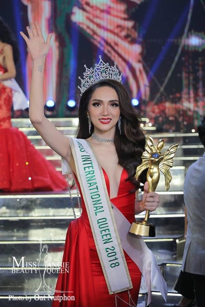 Hương Giang xinh dần đều nhưng còn khuyết điểm khó sửa-8