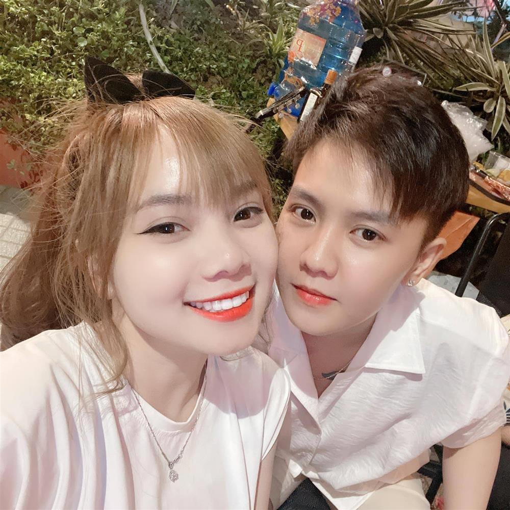 Lộ ảnh siêu âm thai của cặp đồng tính nữ Bi Bảo - Múi Xù-1