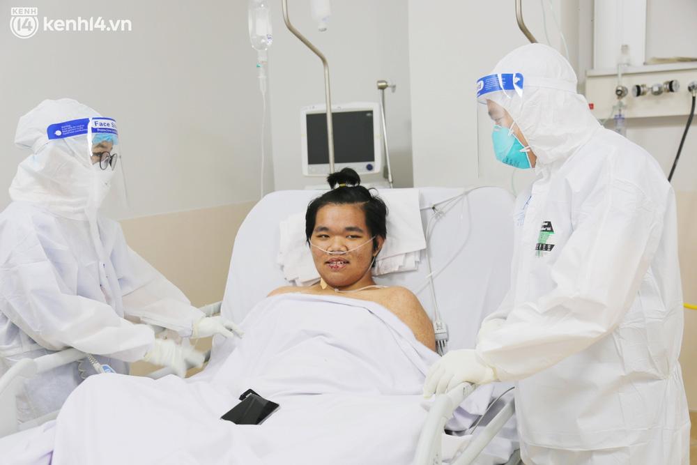 Nam sinh 90 kg mắc Covid-19 nặng, phải can thiệp ECMO hồi sinh kỳ diệu-5