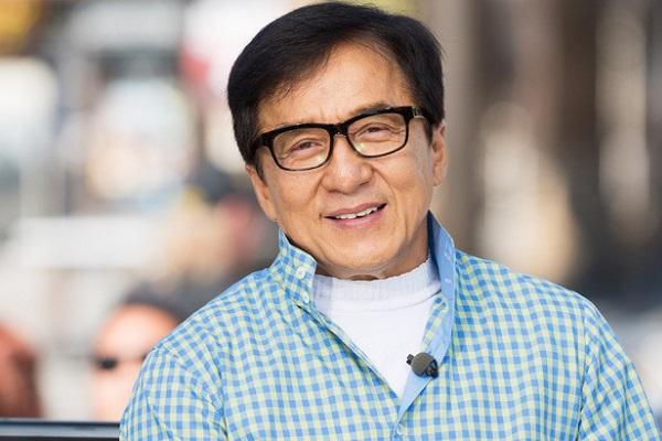 Thành Long phẫn nộ với nghệ sĩ trẻ-9