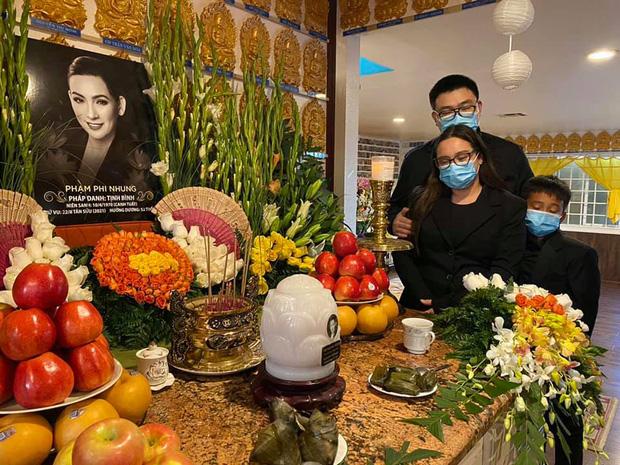 Con gái Phi Nhung công khai tên quý tử, ảnh hiếm cháu bên bà-5