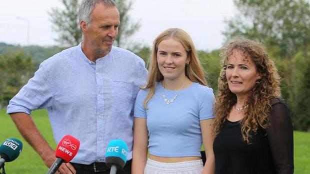 2 cô gái thoát nạn trên biển nhờ lẩm nhẩm nhạc Taylor Swift-2