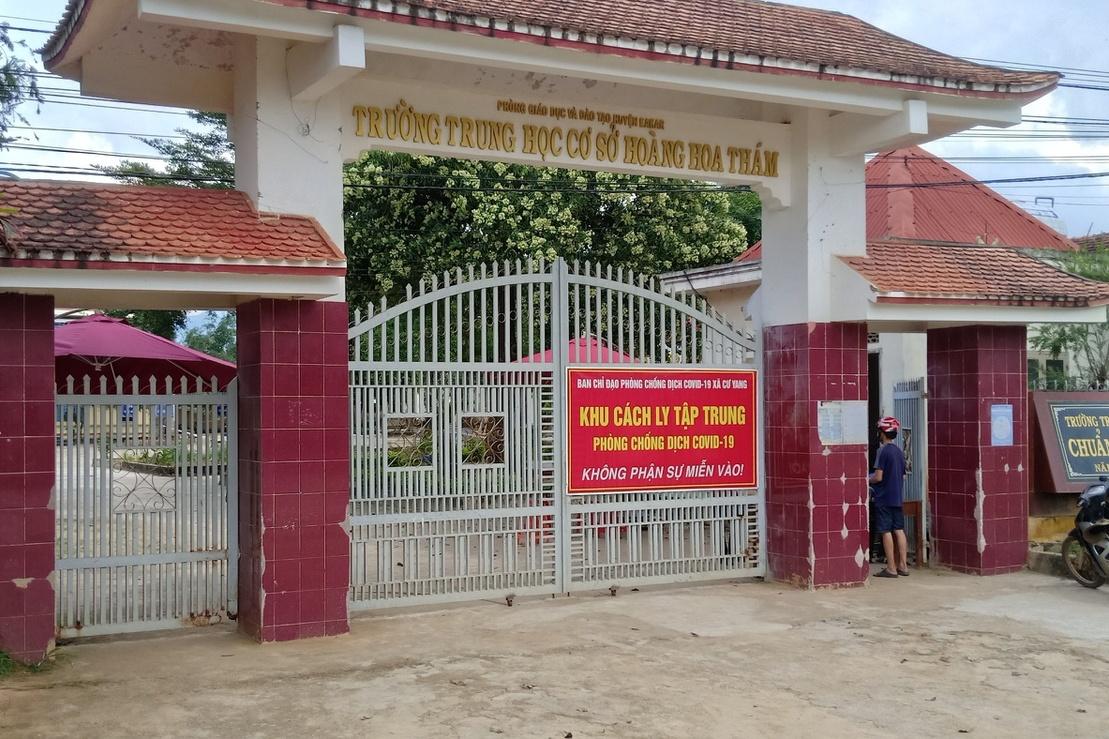 NÓNG: Học sinh một số khối lớp ở Hà Nội đi học lại từ 8/11-2