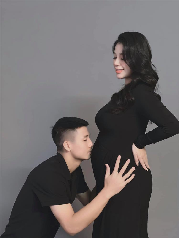 Tan chảy khoảnh khắc Bùi Tiến Dũng bên con gái 2 tuổi-10