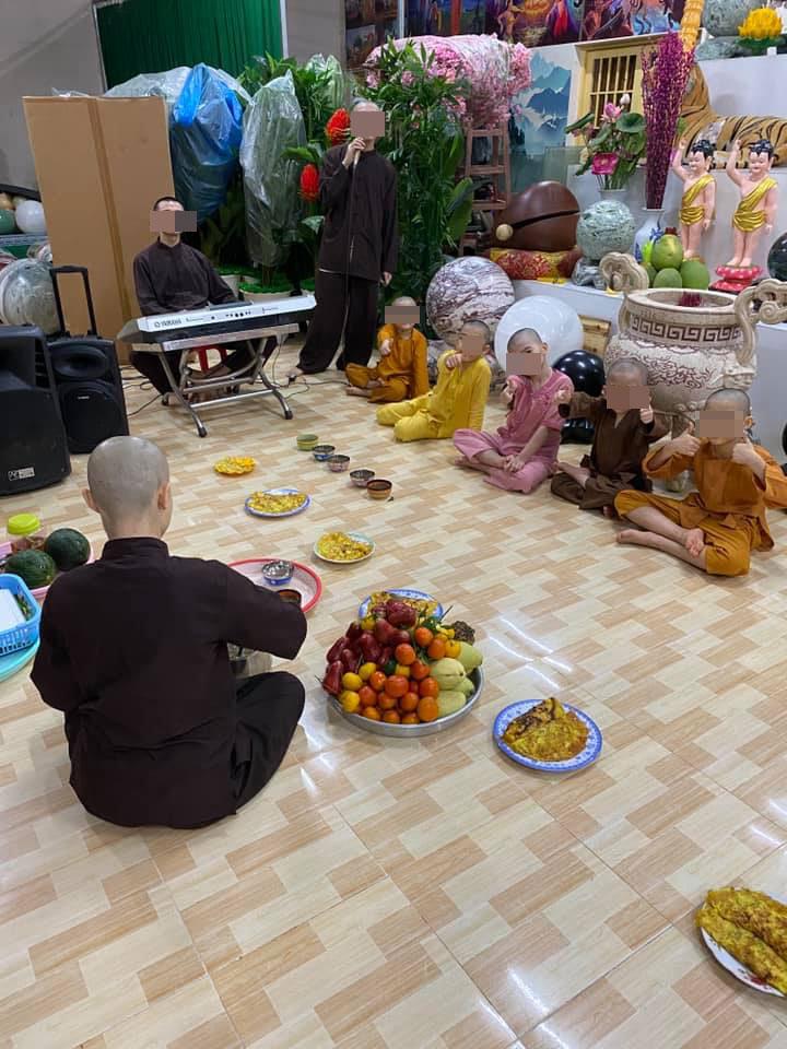 Tịnh thất Bồng Lai khoe ăn chơi thả cửa giữa drama bà Hằng-1