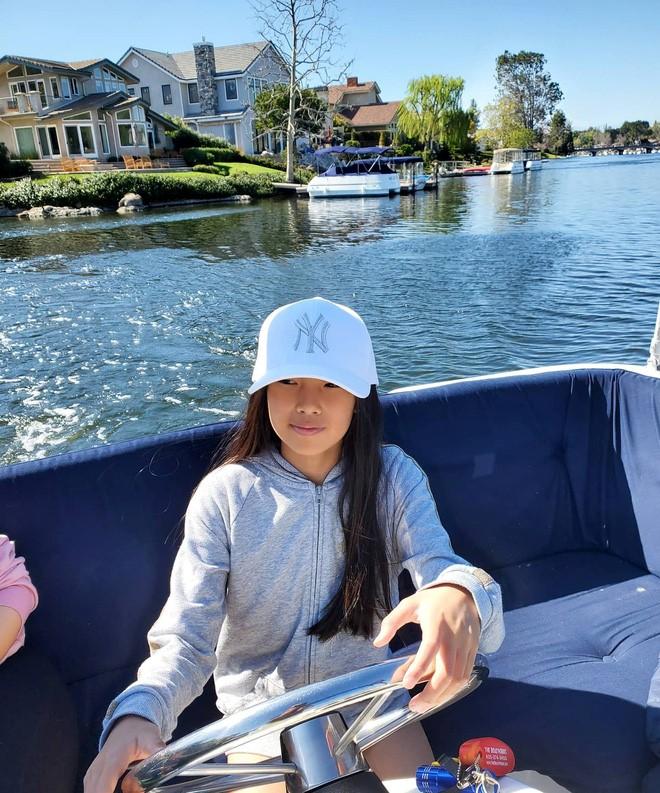 Hotgirl xếp kim cương theo ký và loạt mỹ nhân nhí gia thế khủng-1