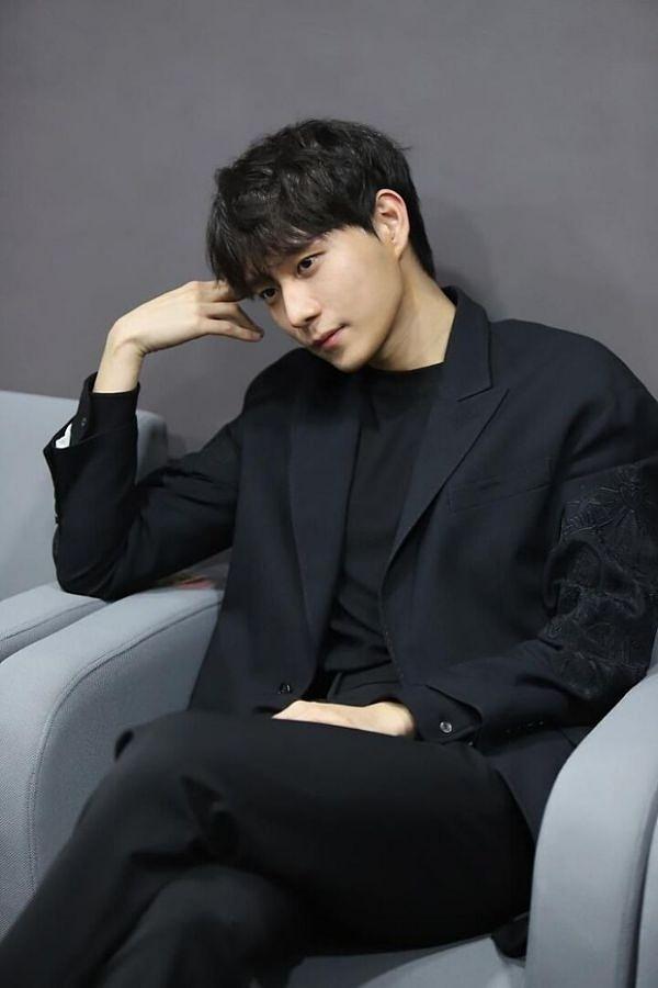 Những cái tên sáng giá được đề cử đóng Hoàng Cung bản remake-13