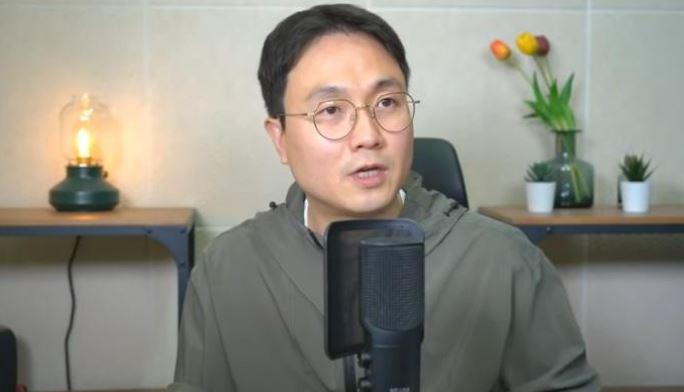 Kẻ khiến Kim Seon Ho bị cắm sừng: Nổi tiếng ngang tai tiếng-2