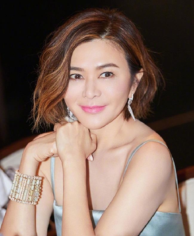 Đệ nhất mỹ nữ Hong Kong là con giáp thứ 13 khiến các bà vợ lo lắng-13