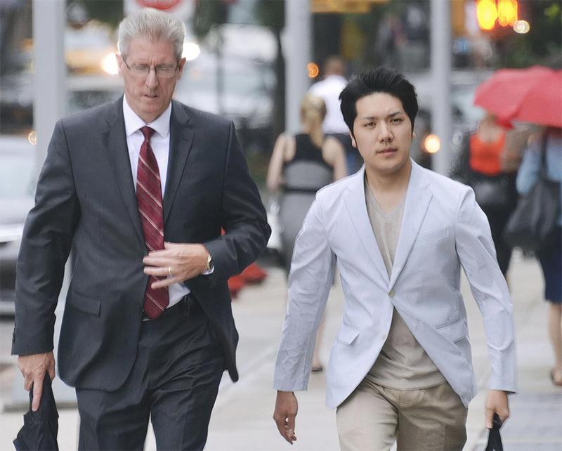 Trượt thi luật ở New York, chồng cựu Công chúa Nhật bị chỉ trích-1