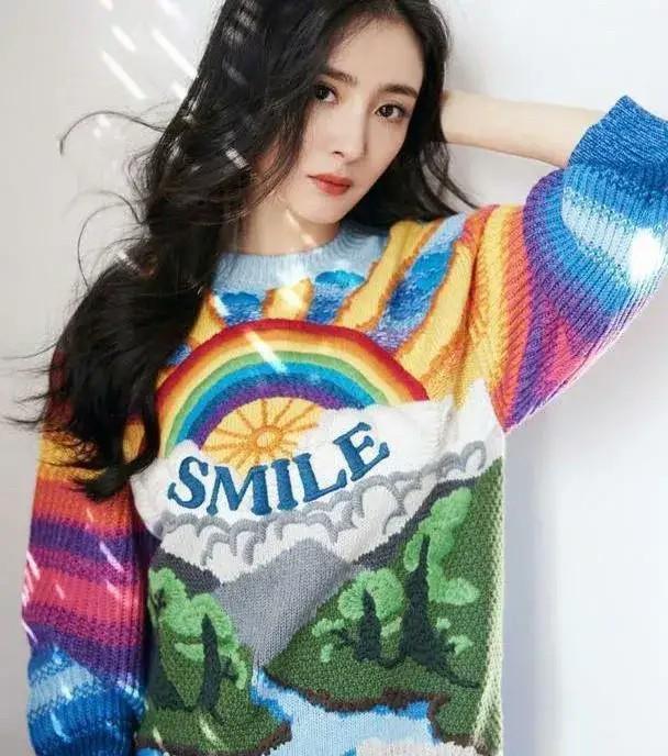 Tủ đồ mùa đông xinh yêu như gái 20 của Dương Mịch-3