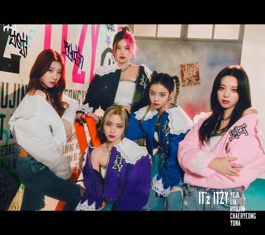 ITZY tiết lộ hình ảnh teaser cho màn debut tại thị trường Nhật Bản của họ. Album tiếng Nhật của nhóm có tên 