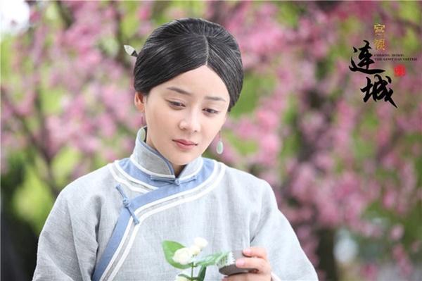 Mỹ nhân Hoa ngữ tạo hình già nua: Triệu Lệ Dĩnh chưa là gì với trùm cuối-2