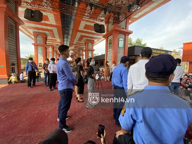 Clip cận cảnh CEO Phương Hằng đến cơ ngơi 6.000 tỷ-4