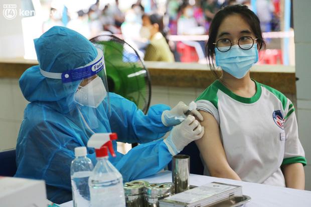 Hà Nội công bố kế hoạch tiêm vaccine Covid-19 cho trẻ em-1