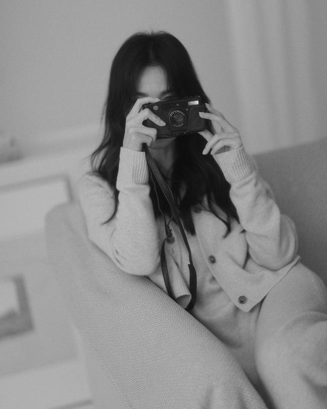 Song Joong Ki làm gì vào ngày kỷ niệm cưới Song Hye Kyo?-5