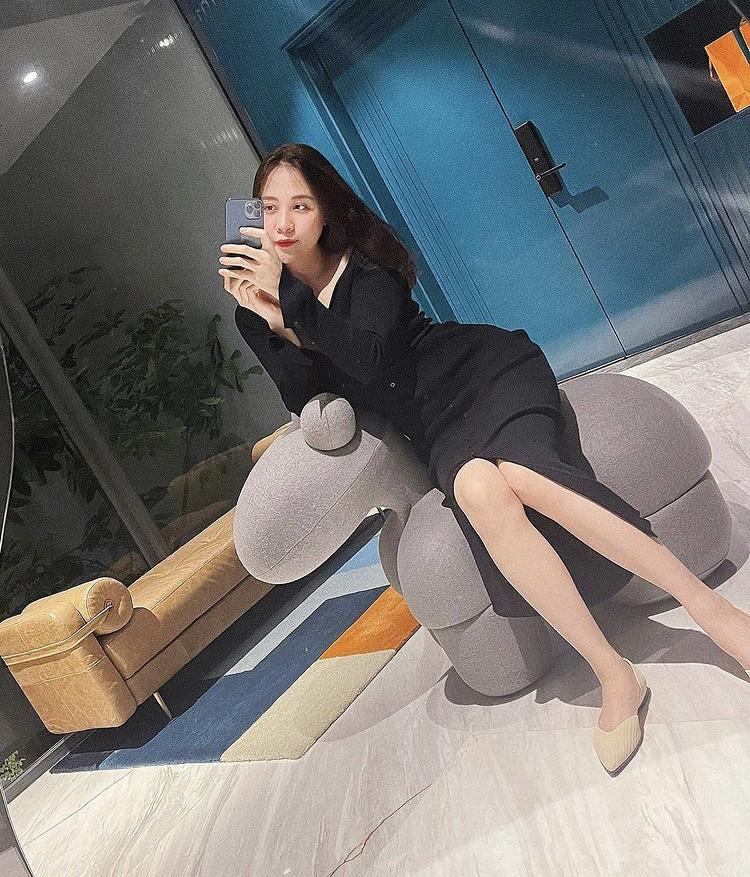 Đàm Thu Trang đóng vai mẹ bỉm nhưng mix đồ như tổng tài-5