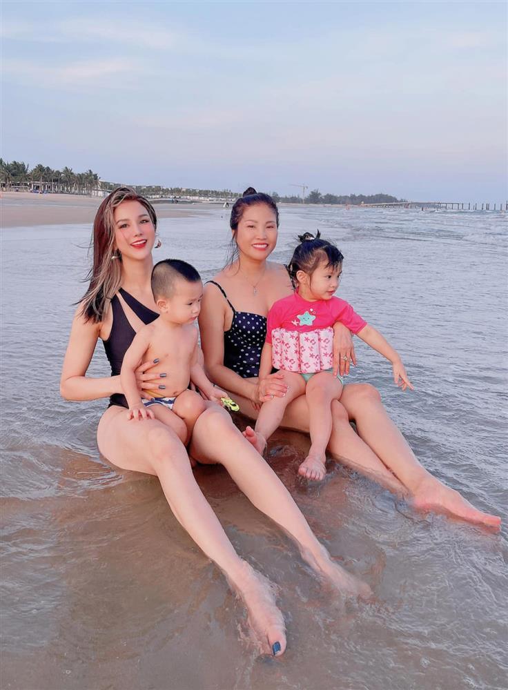 Mẹ chồng, mẹ đẻ Diệp Lâm Anh nhan sắc và quyền lực ngang ngửa-9