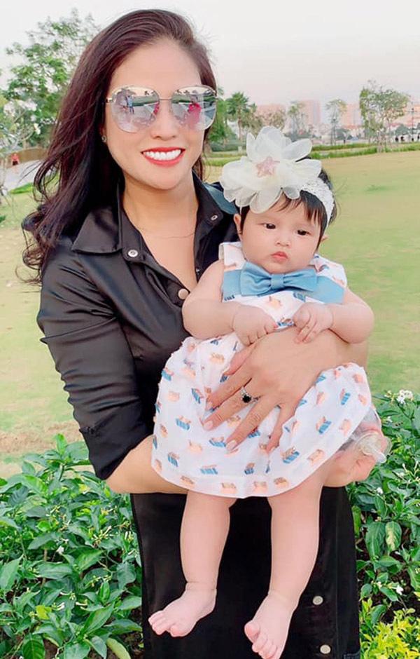 Mẹ chồng, mẹ đẻ Diệp Lâm Anh nhan sắc và quyền lực ngang ngửa-11