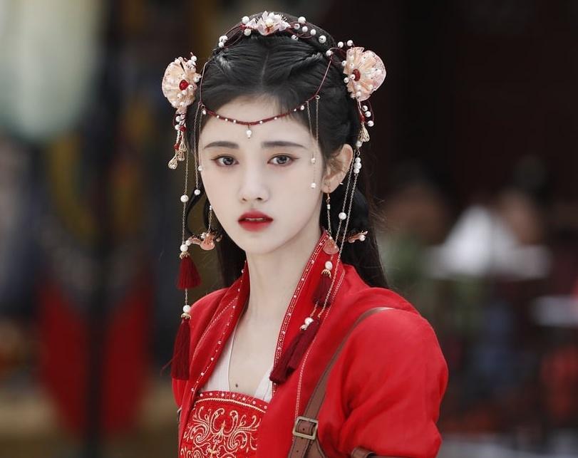 Đóng phim nào cũng bị chê, Cúc Tịnh Y chưa thấy chán?-4