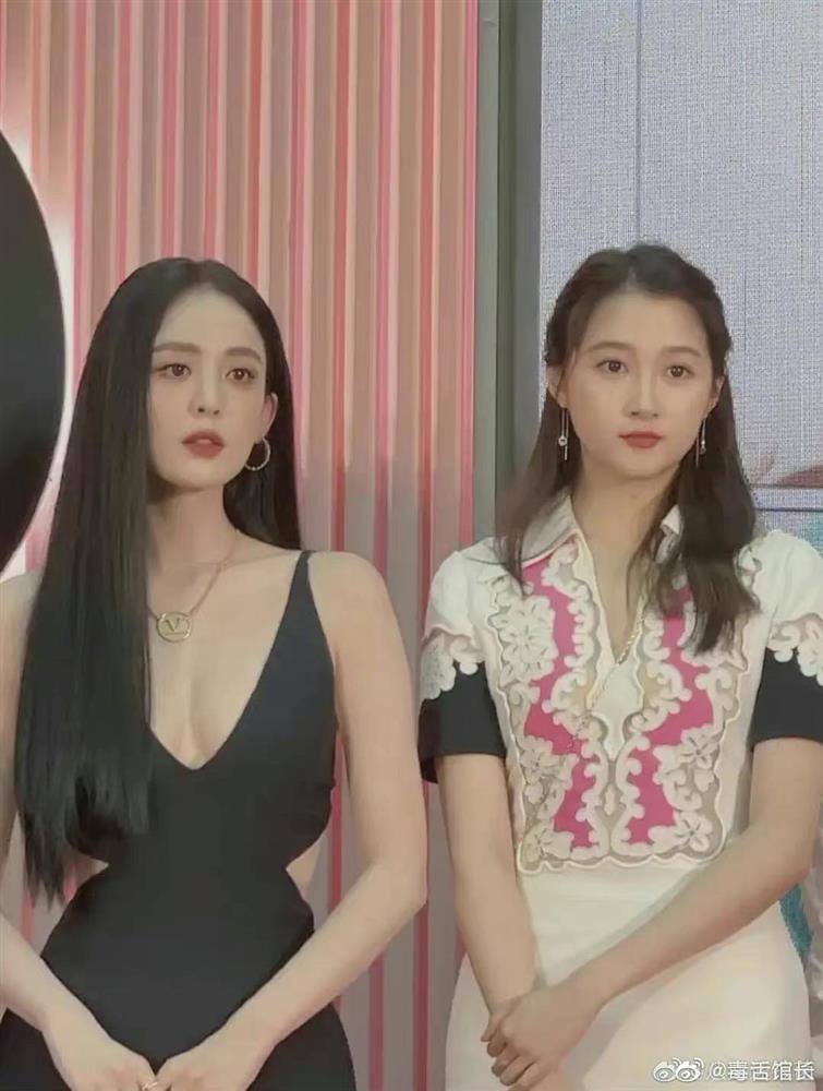 Quan Hiểu Đồng không có cửa khi đọ sắc Cổ Lực Na Trát-2