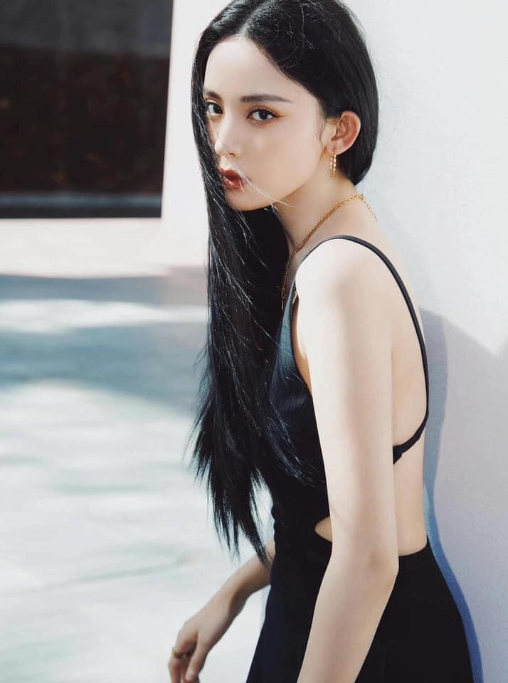 Quan Hiểu Đồng không có cửa khi đọ sắc Cổ Lực Na Trát-8